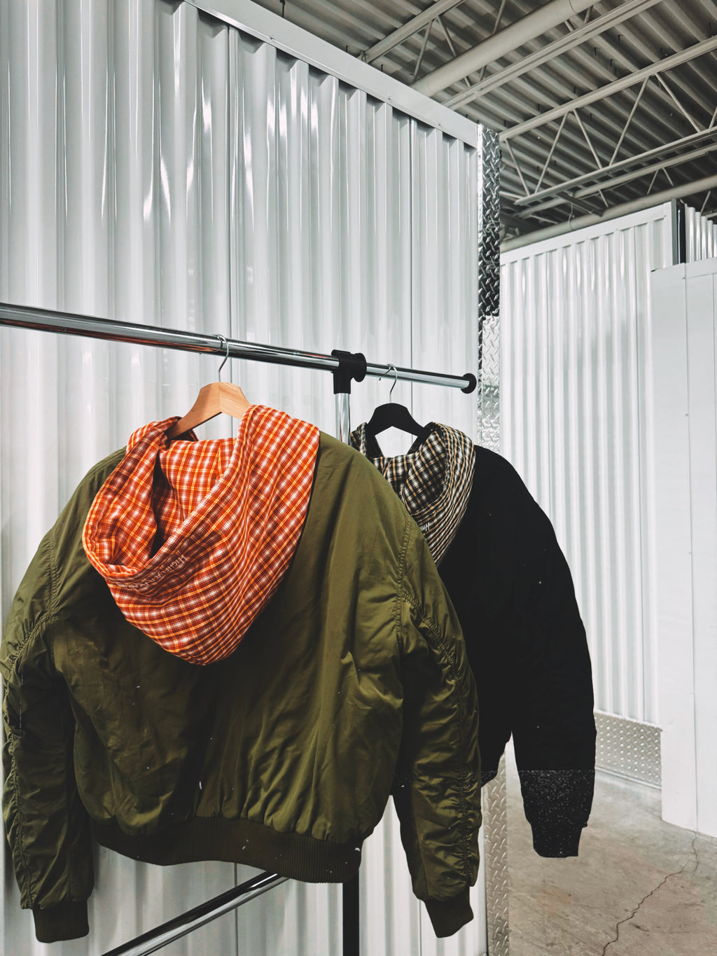 OLIVE HF PLAID BOMBER