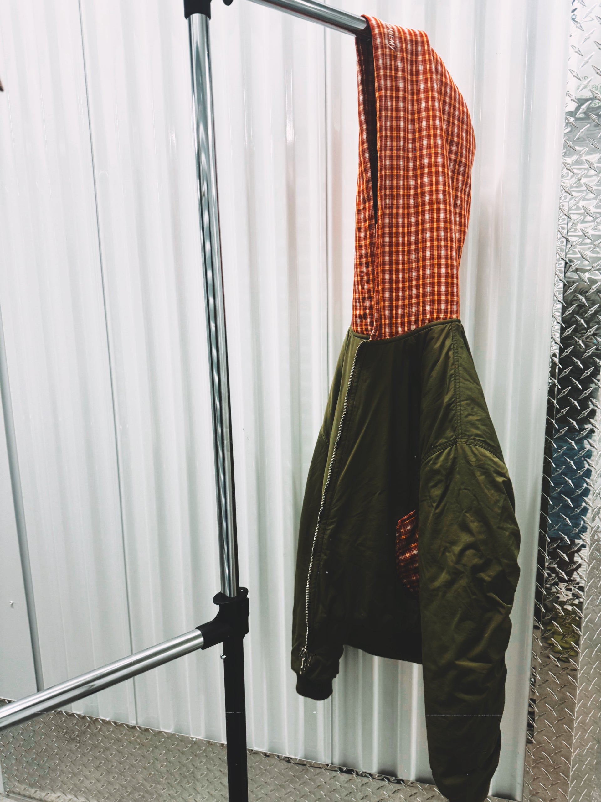 OLIVE HF PLAID BOMBER